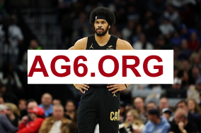 鲍威尔谈比赛推迟：我11年生涯里第一次遇到这种，真的离谱